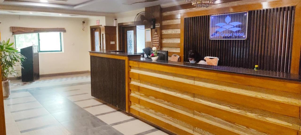 Hotel Multan Exterior photo